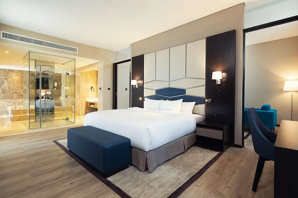 Four Points By Sheraton Production City, Dubai Hotel